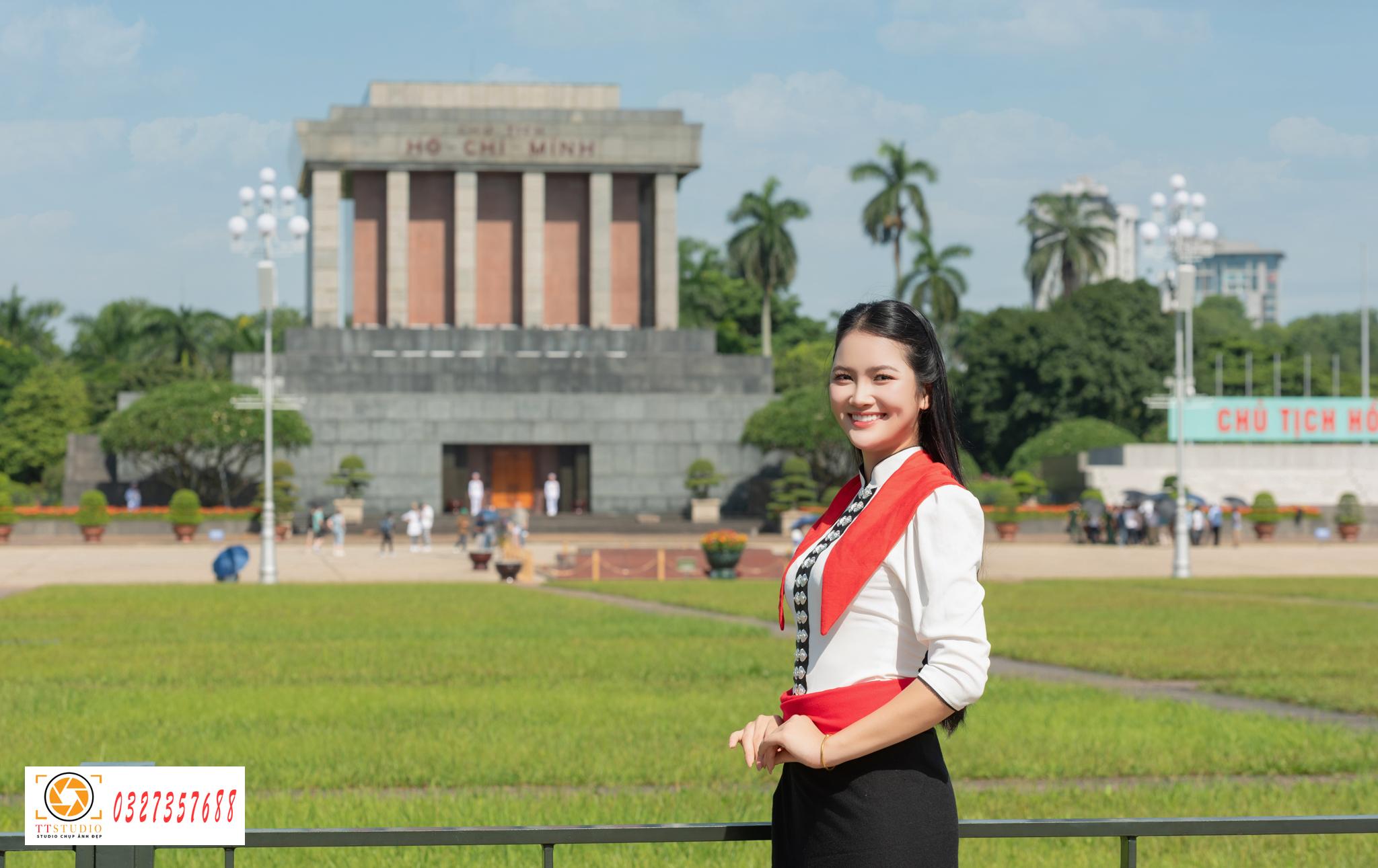 Ảnh check in Lăng Bác